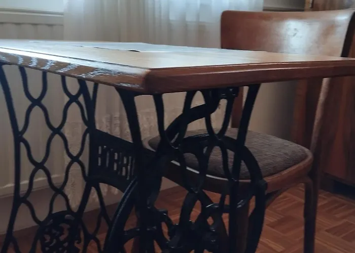 Pocitniska Hisa 펜션 Kog