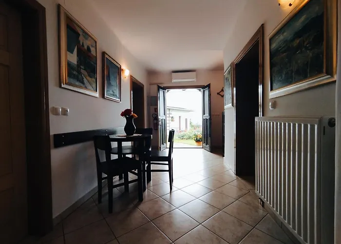 펜션 Pocitniska Hisa *