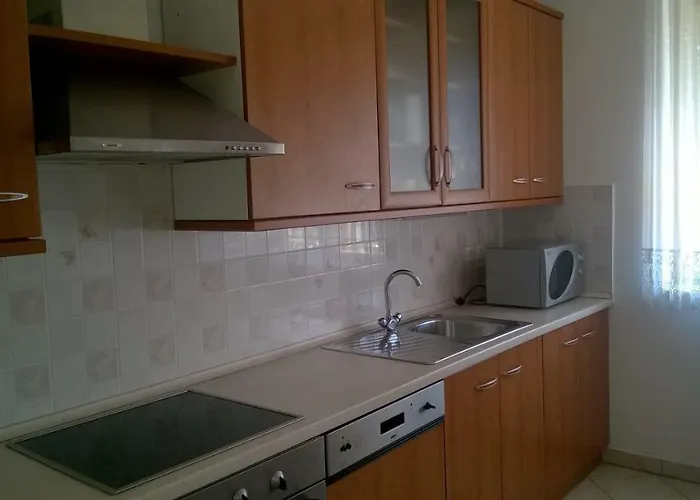 Pocitniska Hisa * Kog